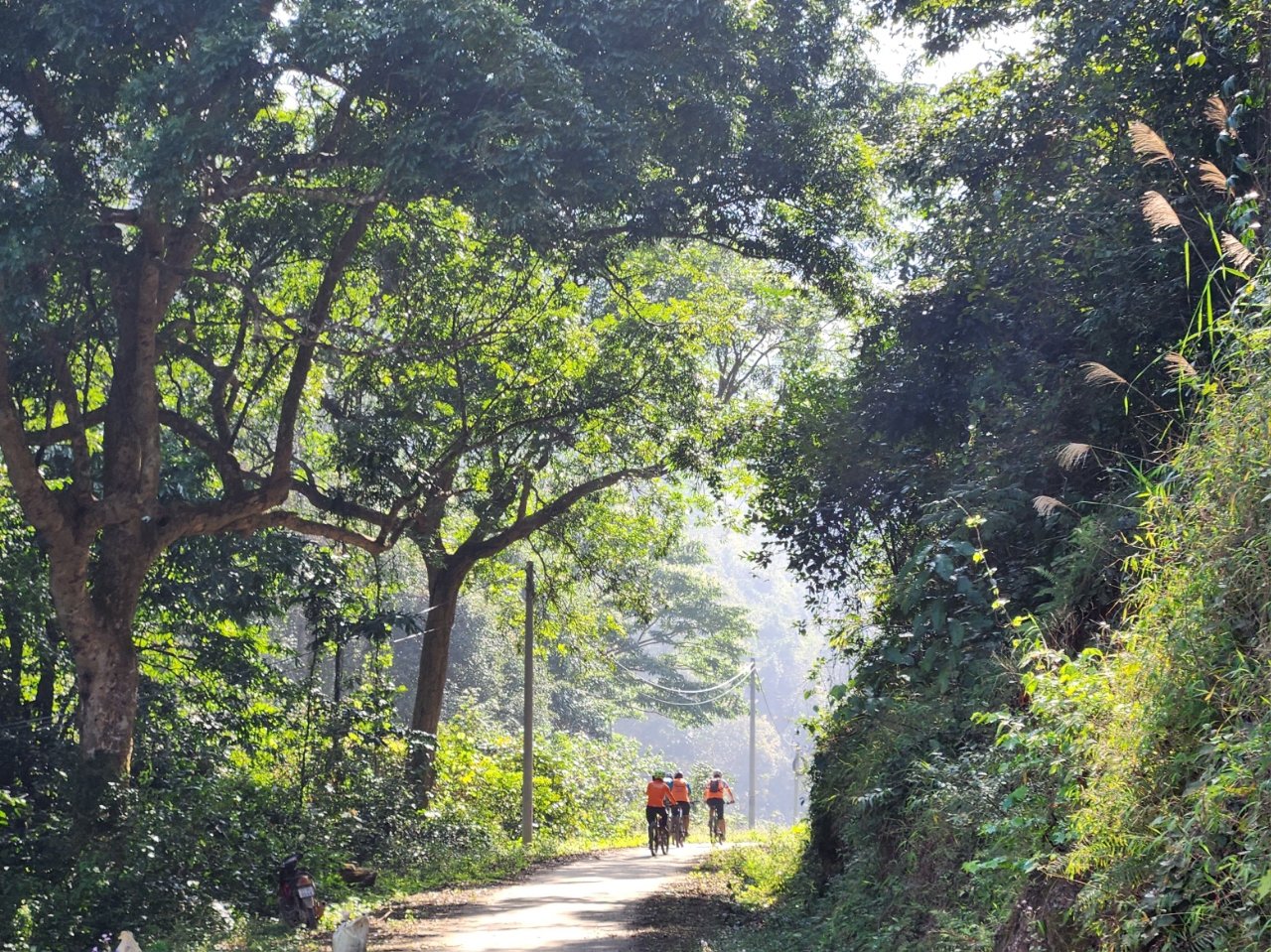 7-Day Cycling Expedition: Mong Cai to Cao Bang & Ban Gioc Waterfall